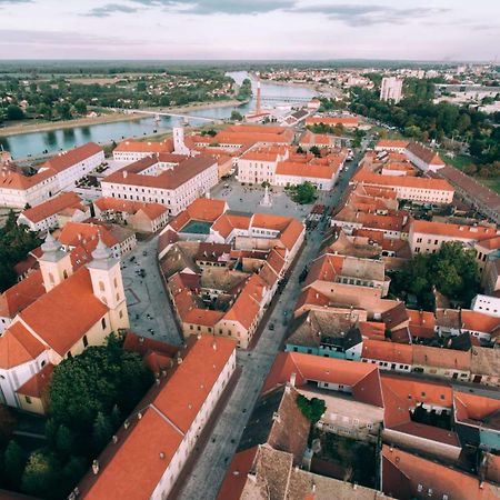 Savoy Residence Osijek Eksteriør bilde